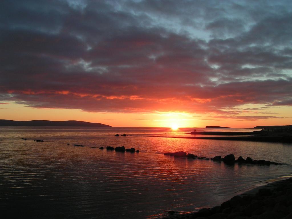 Sea Breeze Lodge B&B Galway Esterno foto